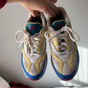 Vintage FILA sneakers.